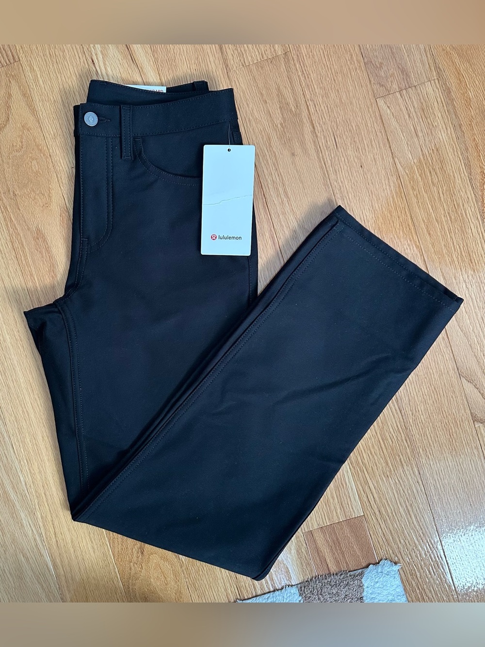 NWT 26 EasyFive MR Relaxed Straight Pant *Regular 32” inseam - Black Utilitech